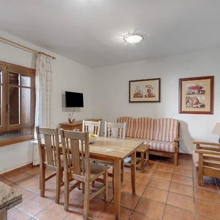 El Almendro Casa de Campo Tesbabo